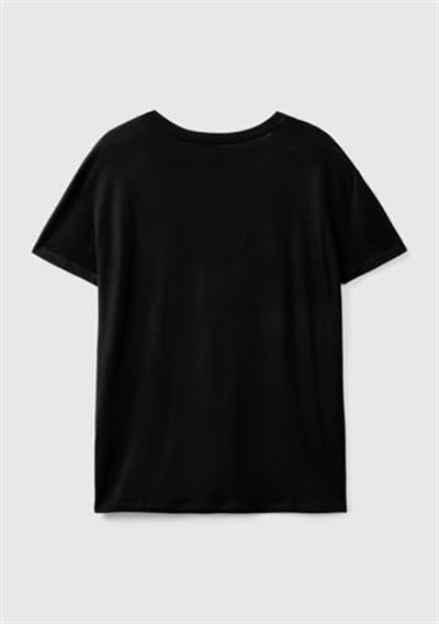 United Colors of Benetton Viskoz Karışımlı Geniş V Yaka Basic T-Shirt T-Shirt Kadın