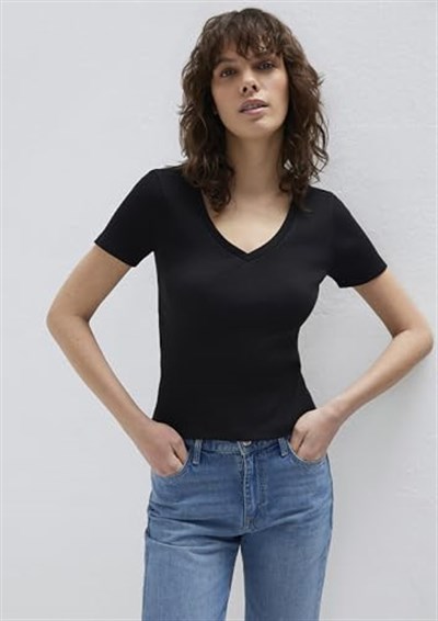 V Yaka Siyah Basic Tişört Fitted/Vücuda Oturan Kesim 1601040-900