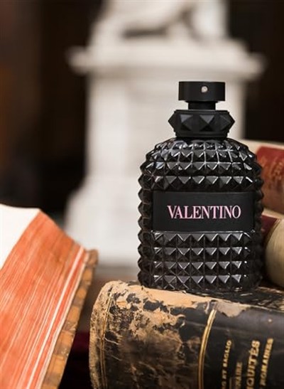 Valentino Born In Roma Uomo EDT 50 ml Erkek Parfüm, 3614272761452