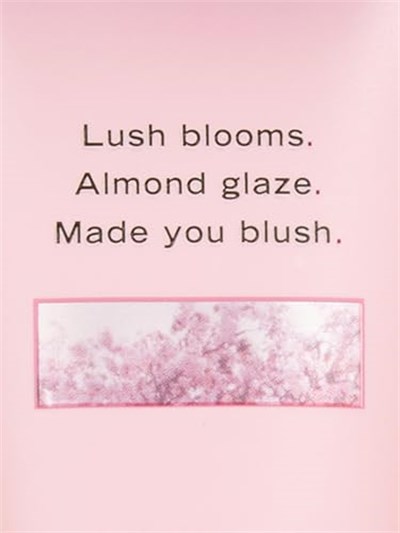 Victorias Secret Velvet Petals 236 ml Kadın Vücut Losyonu