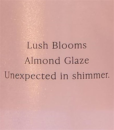 Victorias Secret Velvet Petals Shimmer 250 ml Simli Işıltılı Kadın Vücut Spreyi
