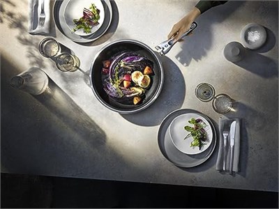 WMF Click&Serve 3 Parça Tava Seti, 24 cm ve 28 cm, Çıkarılabilir Saplı, İndüksiyon Uyumlu, Yapışmaz Kaplamalı Cromargan® Yüksek - Seçenekler: Pfannenset 3-teilig, Topfset 7-teilig, Bratpfanne 20 cm...