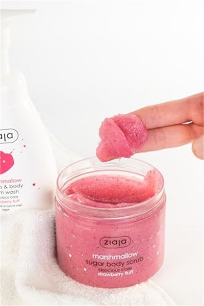 Ziaja - Marşmalow Şekerli Vücut Scrubı 300 Ml