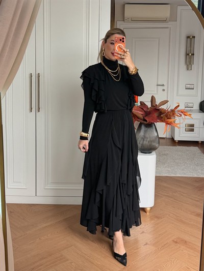 Reyhan Etekli Takım Siyah