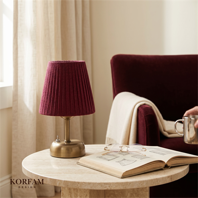 Bordo Keten Kumaş Pilli Masa & Gece Lambası