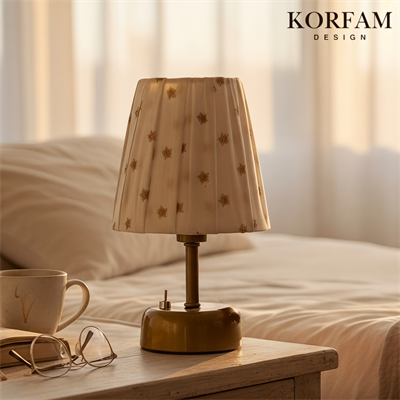 Yıldız İşlemeli Kumaş Pilli Masa & Gece Lambası