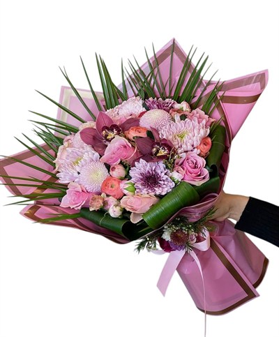Pembe Anastasiya ve Santini Buketi Orta Boy 