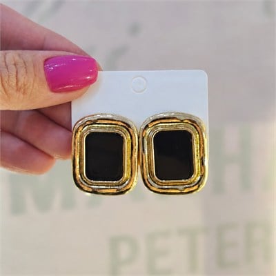 Siyah Kare Gold Vintage Küpe
