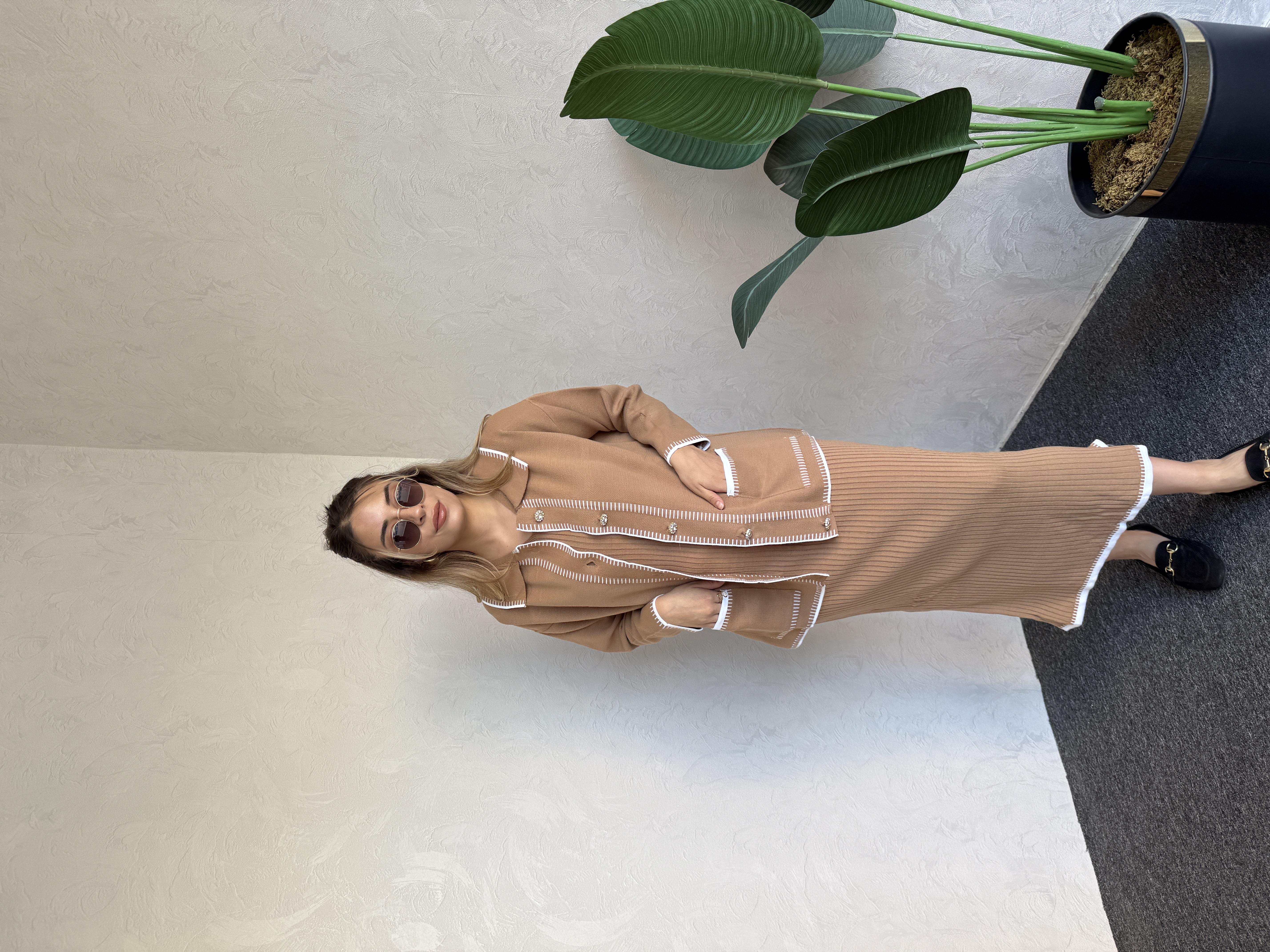 Düğmeli Triko Ceket Elbise Takım Camel-102