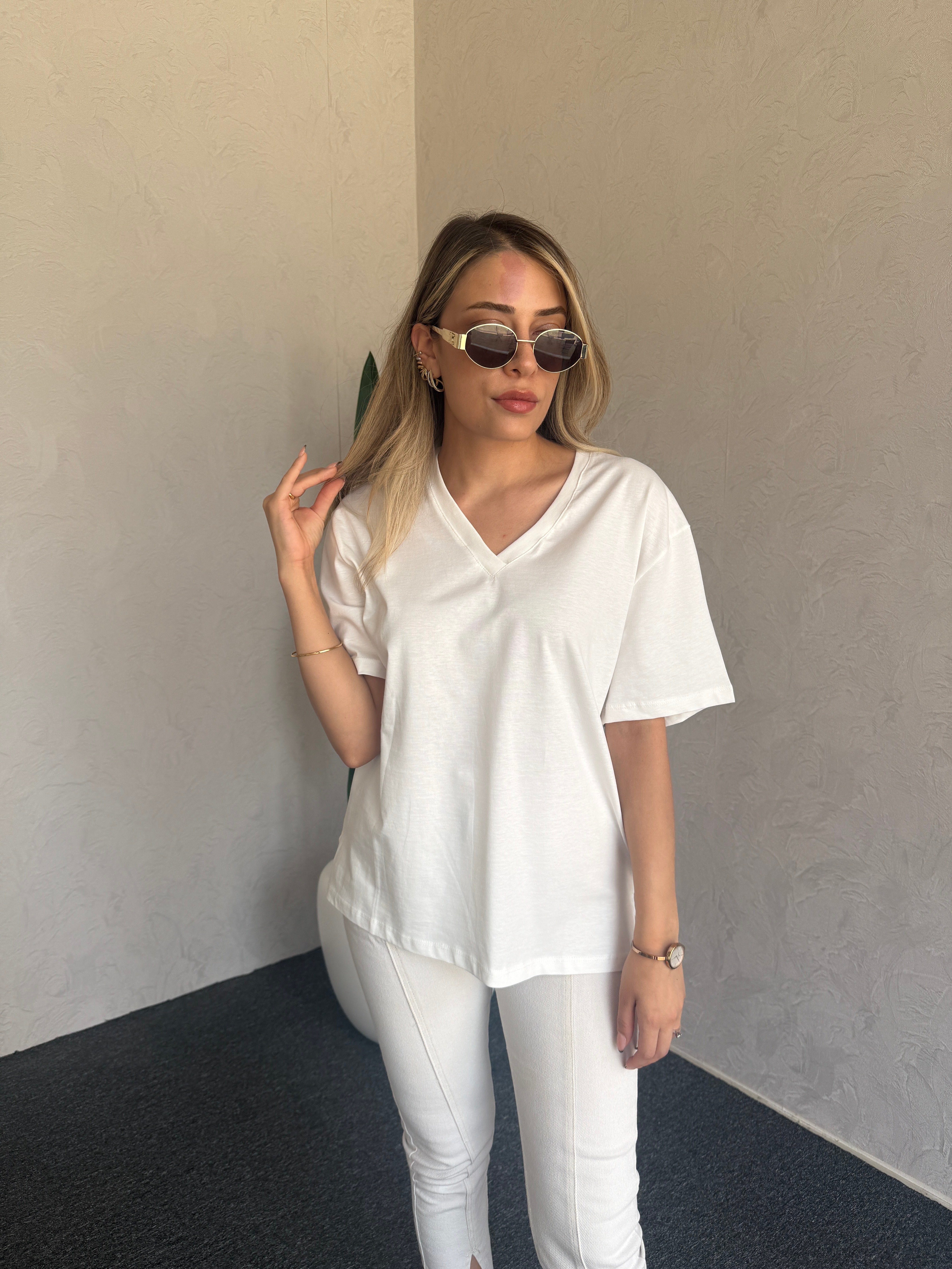 V Yaka Basic Tshirt Beyaz - 1124