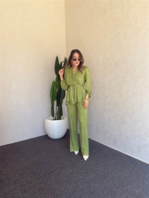 Pliseli Kruvaze Takım Açık Yeşil - 1018 