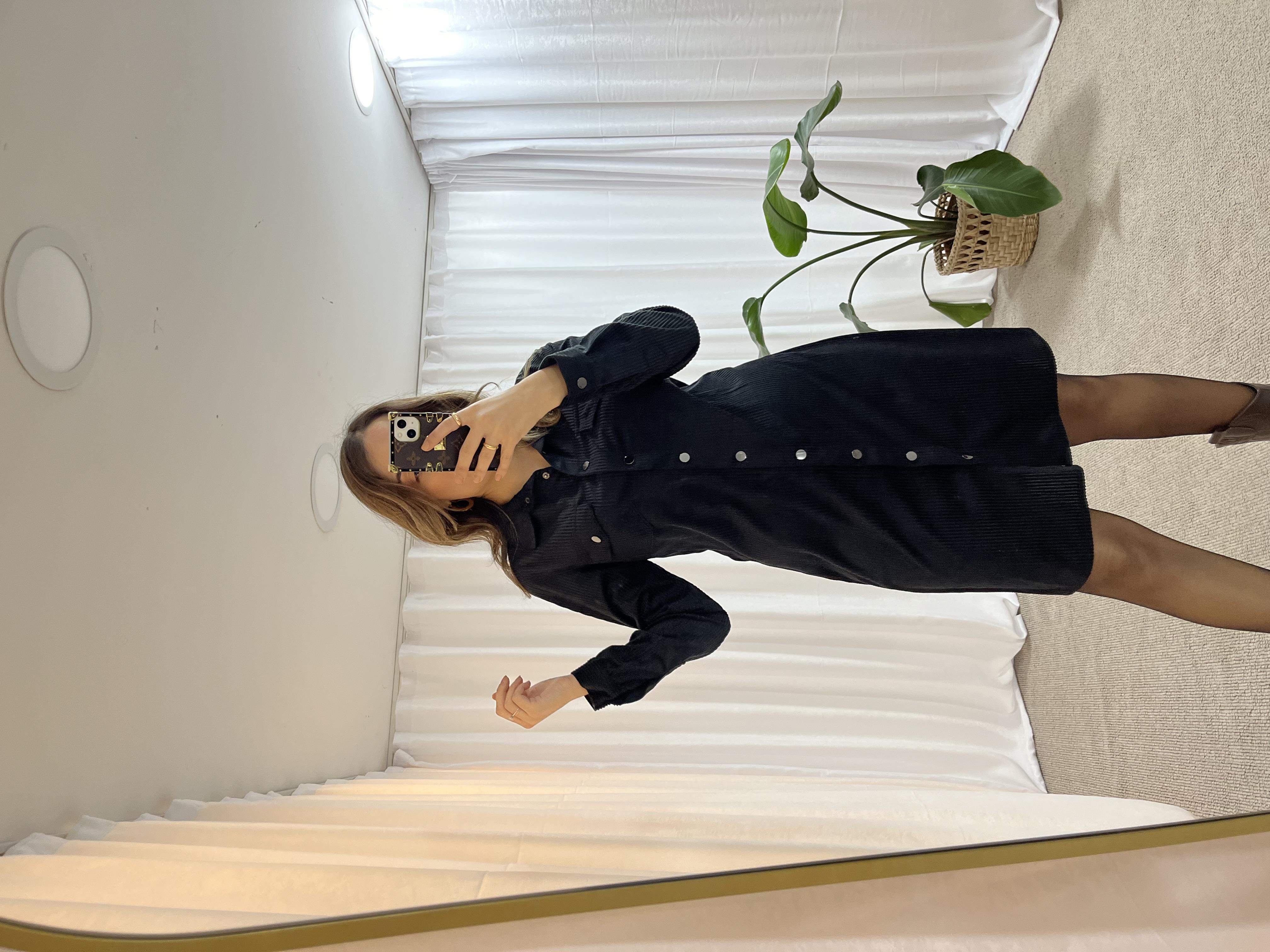 SİYAH KADİFE ELBİSE