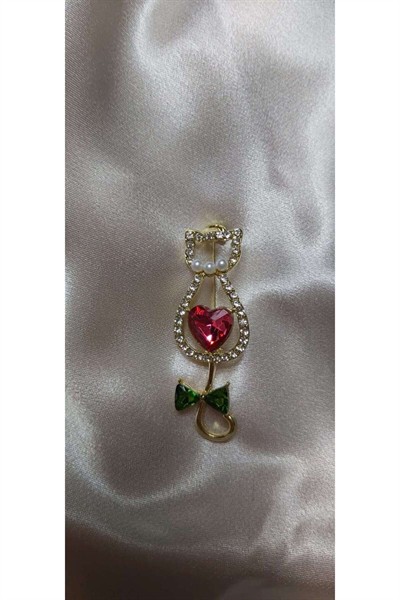 Bastet Taşlı Kalpli Kedi Broş Yaka Iğnesi