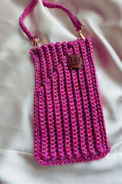 El Yapımı Örgü Askılı Telefon Çantası – Şık ve Pratik Crossbody Çanta Aksesuar