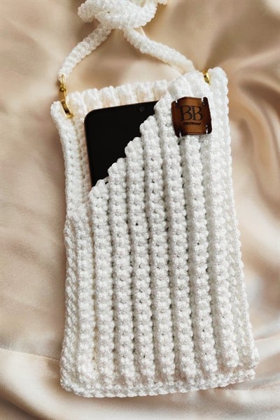 El Yapımı Örgü Askılı Telefon Çantası – Şık ve Pratik Crossbody Çanta Aksesuar