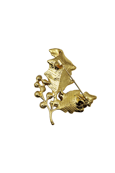 İnci Detaylı Kırmızı Yaprak Broş – Şık Doğal Form Brooch Pin