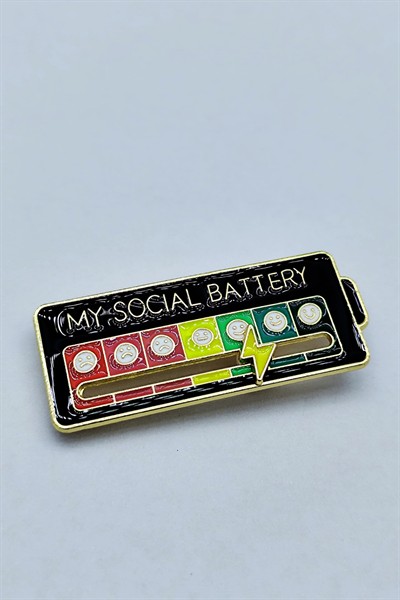 My Social Battery Metal Broş – Mizahi Ruh Hali Rozeti, Enerji Düzeyi Pin Aksesuar