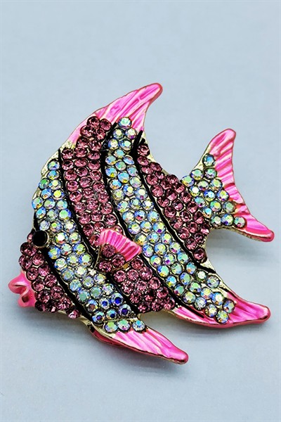 Pembe Kristal Balık Broş – Işıltılı Deniz Temalı Şık Kadın Brooch Aksesuar
