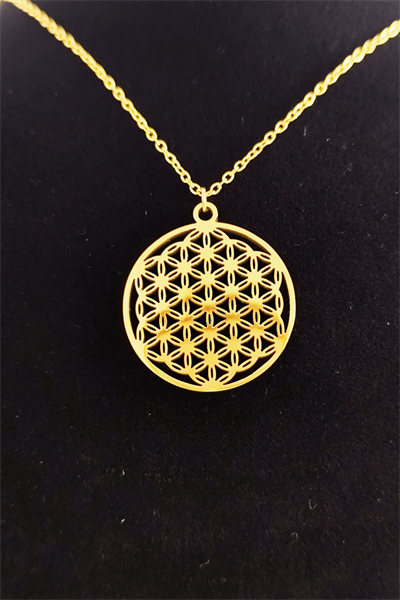 Sacred Bloom – Yaşam Çiçeği Sembol Kolye