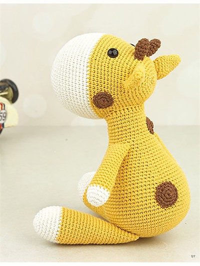 Amigurumi Toys Book