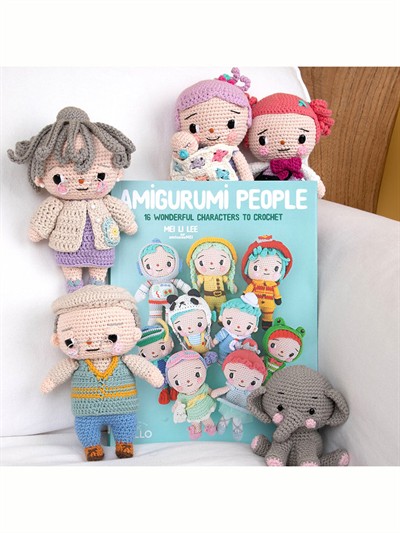 Amigurumi People Book