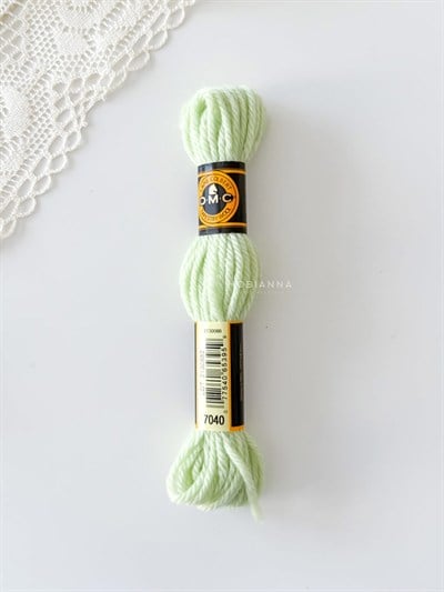 DMC Wool Skein No: 7040