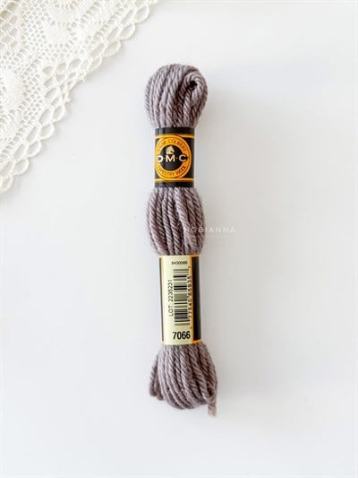 DMC Wool Skein No: 7066