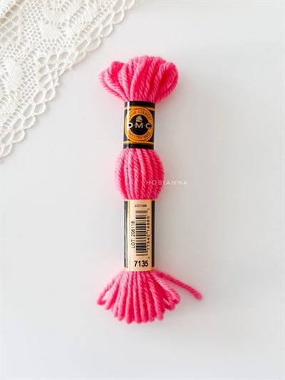 DMC Wool Skein No: 7135