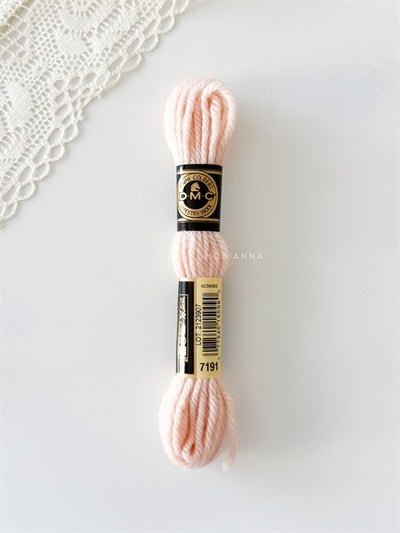 DMC Wool Skein No: 7191