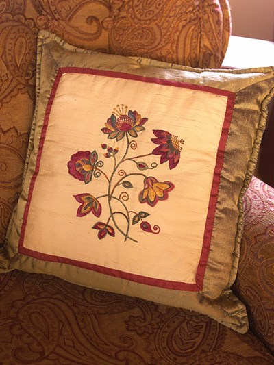 Hand Hand-Dyed Threads with Embroidery Teknikleri