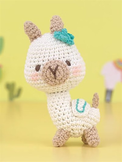 Hello Adorable Amigurumi Kiti - Lama Lucy