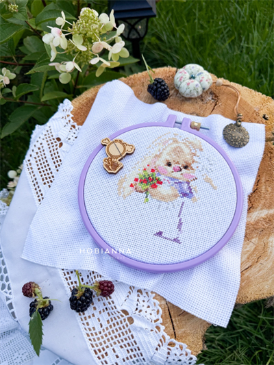 Hello Plastik Punch ve Nakış Kasnağı (Çap: 15cm)