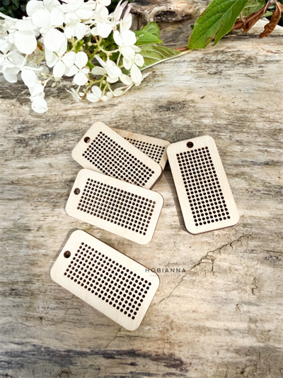 Hobianna Wooden Aida - AE-011 - Small Rectangle