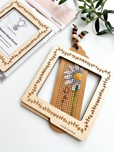 Hobianna Magnetic Wooden Hoop – Olivia 9x9cm