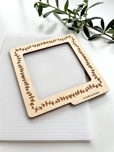 Hobianna Magnetic Wooden Hoop – Olivia 9x9cm