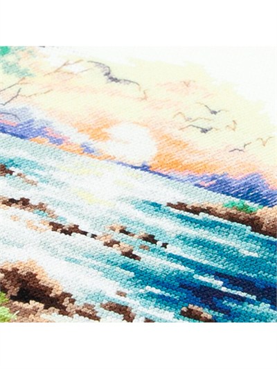 Magic Needle Sea Sunrise Cross Stitch Kit - 70-16
