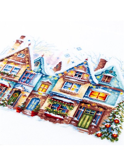 Magic Needle Christmas Street Cross Stitch Kit - 70-23