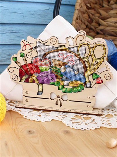 MP Studia Wooden Aida Cross Stitch Kit - O-107