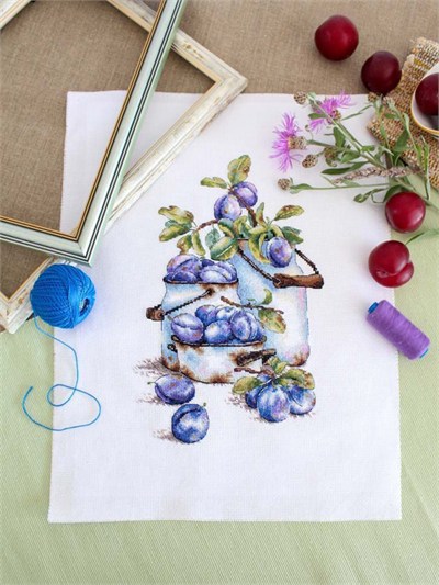 MP Studia Garden Plums Cross Stitch Kit (Aida, Threads & Chart Included) - HB-877