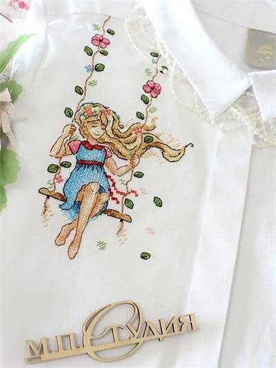 MP Studia Daydreamer Water Soluble Cross Stitch Kit (Canvas, Threads & Chart Included) - B-537