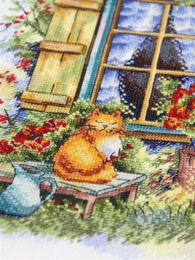 MP Studia Cross Stitch Kit - HB-796