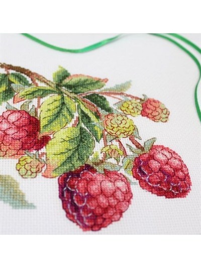 MP Studia Cross Stitch Kit - HB-816
