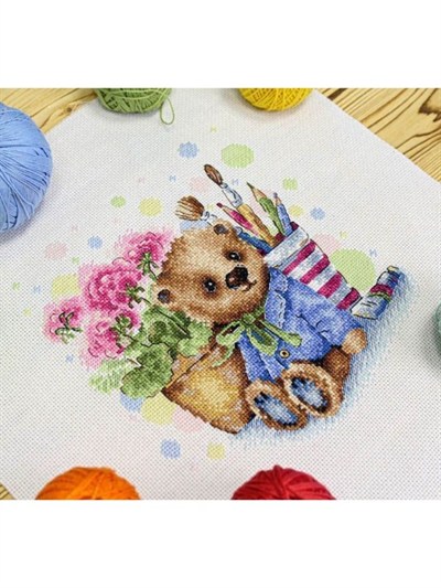 MP Studia Cross Stitch Kit - HB-828