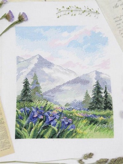 MP Studia Cross Stitch Kit - HB-829