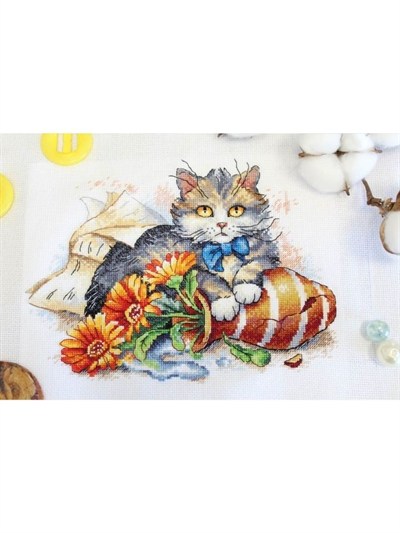 MP Studia Cross Stitch Kit - HB-843