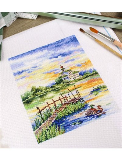 MP Studia Cross Stitch Kit - HB-916