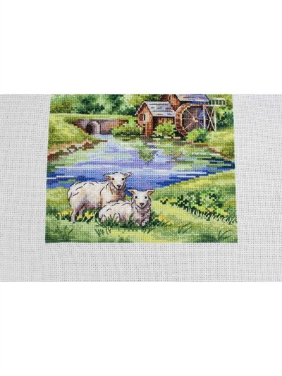MP Studia Cross Stitch Kit - HB-918