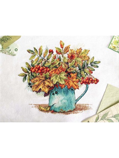 MP Studia Scarlet Rowan Clusters Cross Stitch Kit (Aida, Threads & Chart Included) - HB-878
