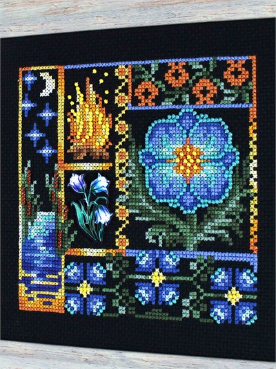 MP Studia Mini Sampler: Eğrelti Çiçeği Kanaviçe Kiti (Etamin, İplik ve Şema Dahil) - HB-942