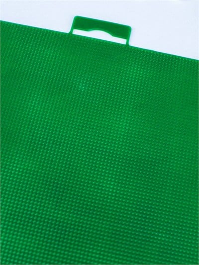 Пластиковая канва М.П.Студия 21x28 см 14 каунт травянисто-зелёная – матовая - K-063